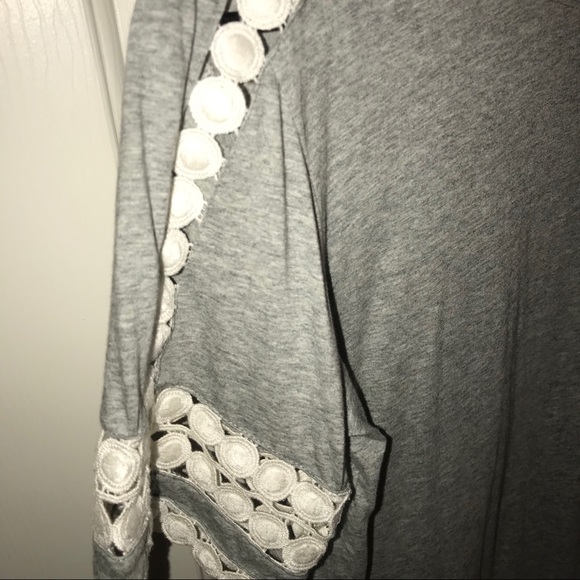 Women's Summer Top - Picture 7 of 10